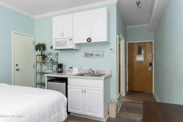 602 W Fort Macon RD #139, Atlantic Beach, NC 28512