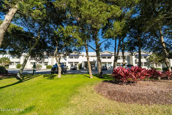 602 W Fort Macon RD #139, Atlantic Beach, NC 28512