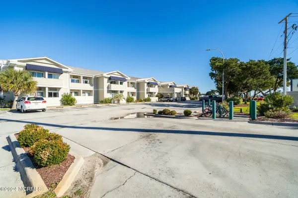 602 W Fort Macon RD #139, Atlantic Beach, NC 28512