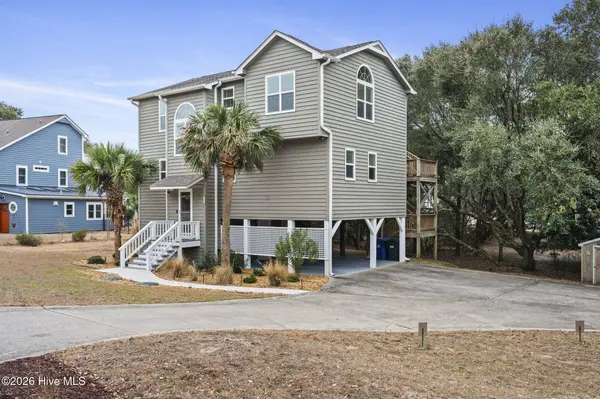 106 Wyndward CT, Emerald Isle, NC 28594