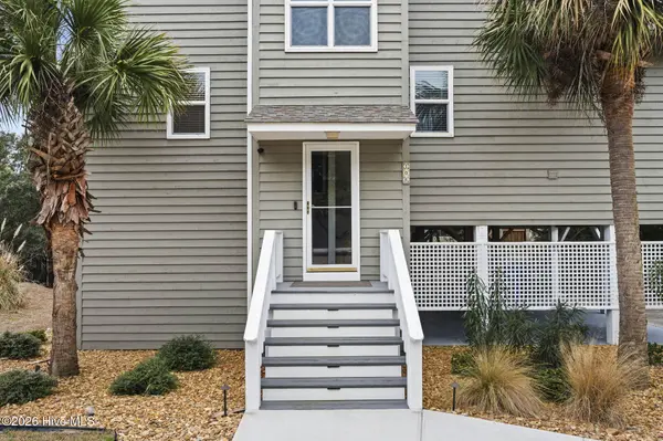 106 Wyndward CT, Emerald Isle, NC 28594