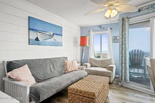 1904 E Fort Macon RD #332, Atlantic Beach, NC 28512