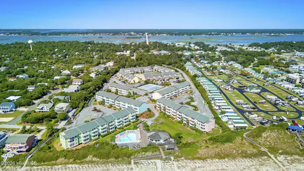 9201 Coast Guard RD #F202, Emerald Isle, NC 28594