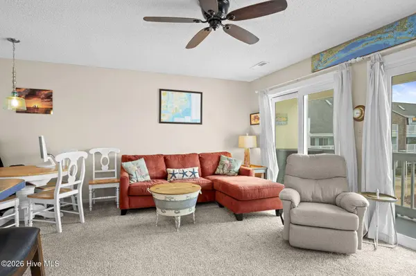 9201 Coast Guard RD #F202, Emerald Isle, NC 28594