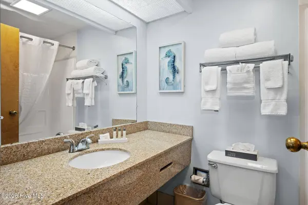 602 W Fort Macon RD #233, Atlantic Beach, NC 28512