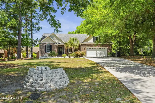 215 Star Hill DR, Cape Carteret, NC 28584