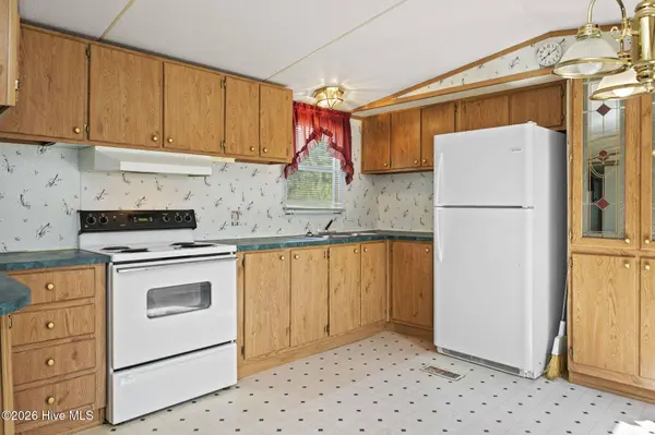 178 Cedarwood DR, Swansboro, NC 28584