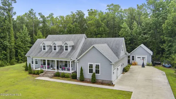 2703 E Fairway RD, Morehead City, NC 28557