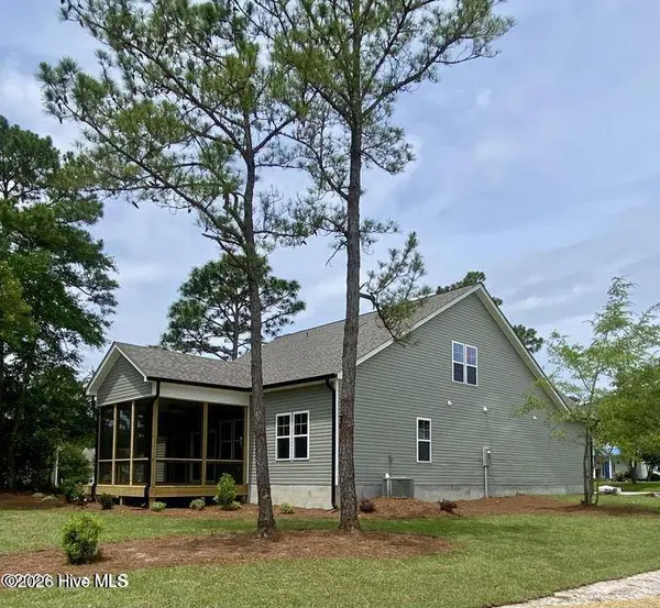 109 Line Boat LN, Swansboro, NC 28584