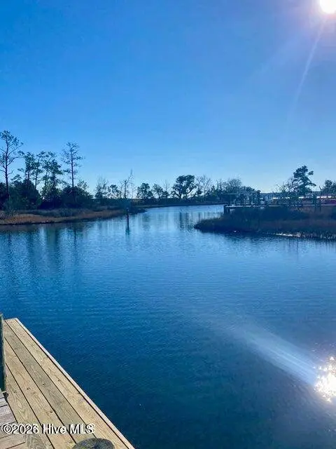 120 Lowery LN, Swansboro, NC 28584