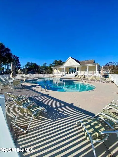 120 Lowery LN, Swansboro, NC 28584