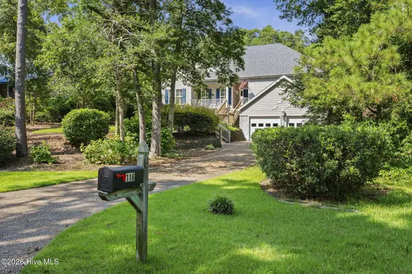 116 White Ash DR, Pine Knoll Shores, NC 28512