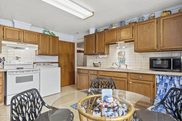 109 Sunshine CT, Beaufort, NC 28516