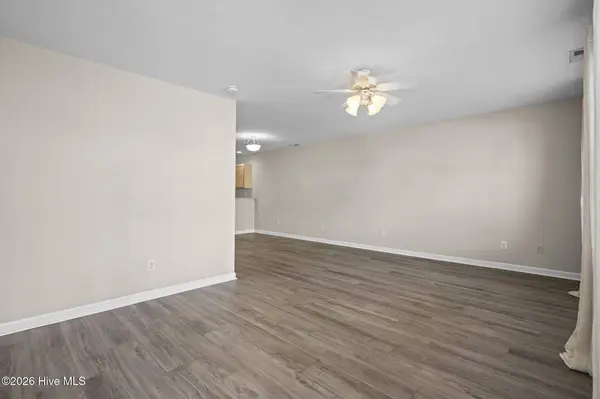 4513 Country Club RD #E105, Morehead City, NC 28557