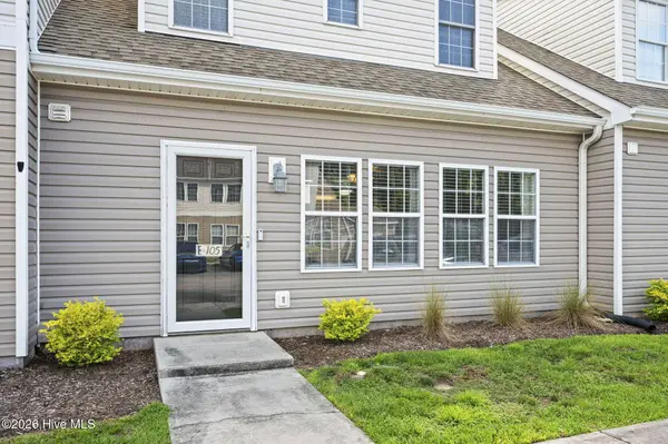 4513 Country Club RD #E105, Morehead City, NC 28557