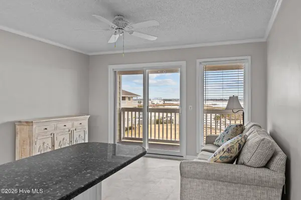 650 Cedar Point BLVD #A34, Cedar Point, NC 28584