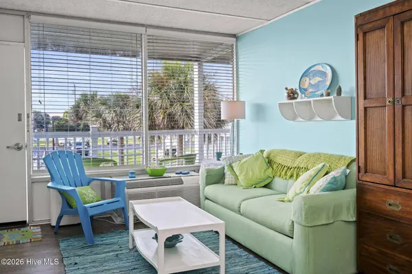 1918 W Fort Macon RD #241, Atlantic Beach, NC 28512