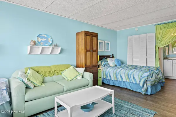 1918 W Fort Macon RD #241, Atlantic Beach, NC 28512