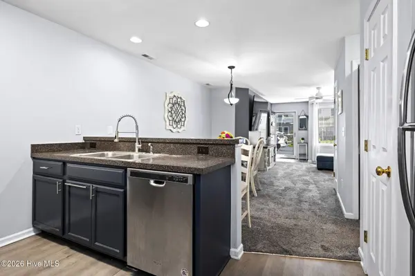 4513 Country Club RD #F102, Morehead City, NC 28557