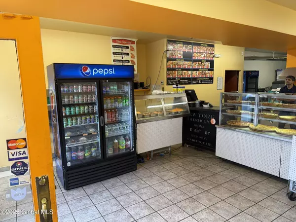 123 Madison Avenue, Albany, NY 12202