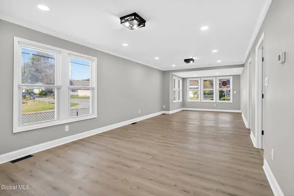 2905 Plunkett Avenue, Rotterdam, NY 12306