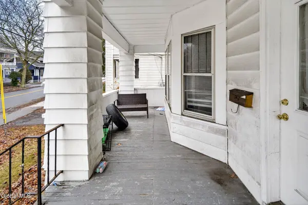 31 N Lake Avenue, Troy, NY 12180