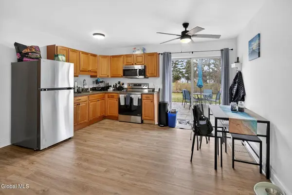 10 Pheasant Run, Waterford, NY 12188