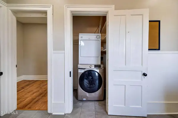 1410 5th Avenue, Troy, NY 12180