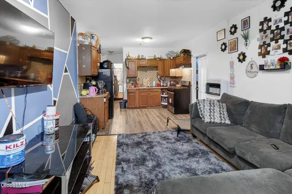 1216 5th Avenue, Troy, NY 12180