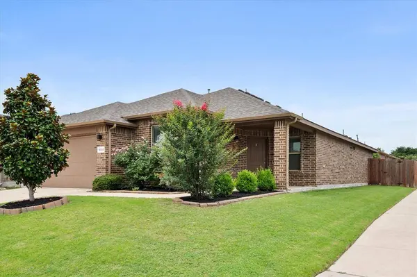 8333 Muddy Creek Drive, Fort Worth, TX 76131