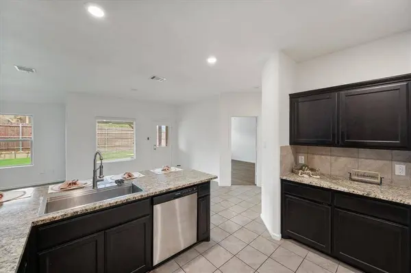 8333 Muddy Creek Drive, Fort Worth, TX 76131