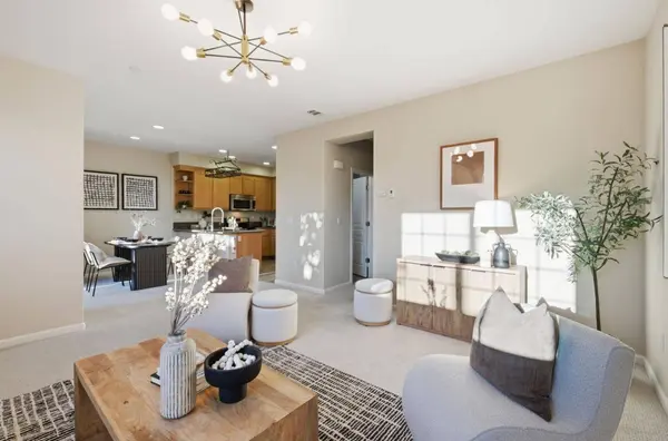 2070 Almaden RD, San Jose, CA 95125