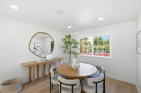 1128 Summerwings CT, San Jose, CA 95132