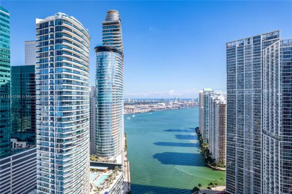 200 Biscayne Boulevard Way #3207, Miami, FL 33131