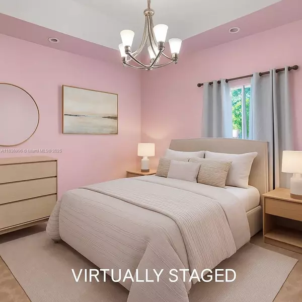 261 NE 41st St, Oakland Park, FL 33334