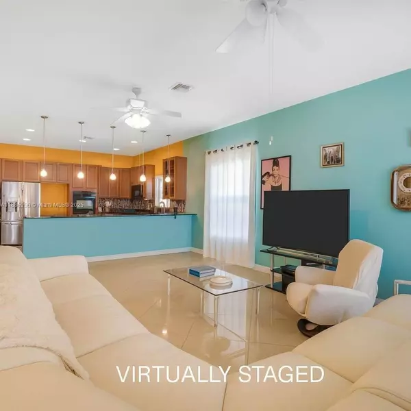 261 NE 41st St, Oakland Park, FL 33334