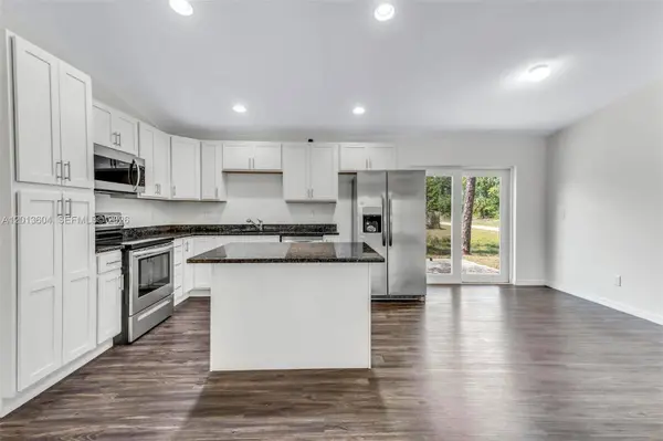 6069 S Moss Cir, La Belle, FL 33935