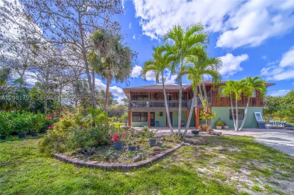 576 Marshall Rd, West Palm Beach, FL 33413