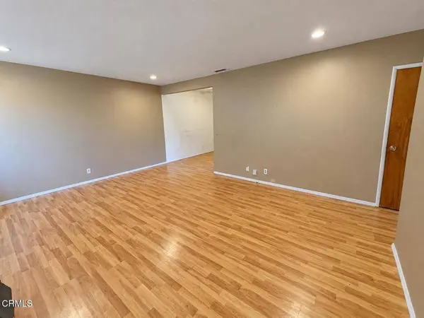 1422 E Mauretania ST, Los Angeles, CA 90744