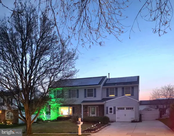 74 TWIN PONDS DR, Sewell, NJ 08080