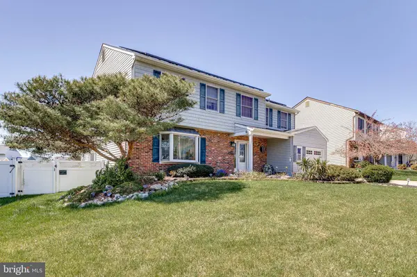 74 TWIN PONDS DR, Sewell, NJ 08080
