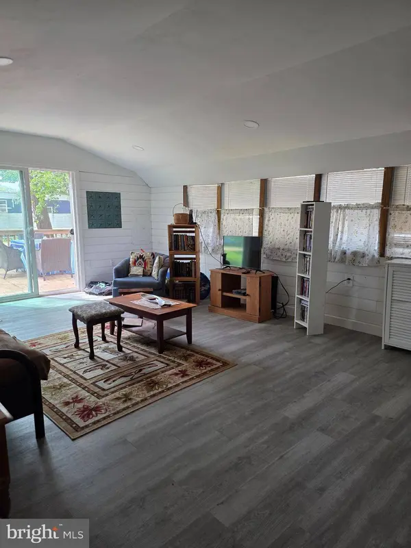 39 N SHORE DR, Monroeville, NJ 08343