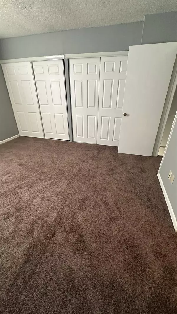 3811 S MENDENHALL RD #3811, Memphis, TN 38115