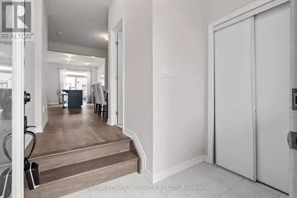 504 FLAGSTAFF DRIVE, Ottawa, ON K2J6T5