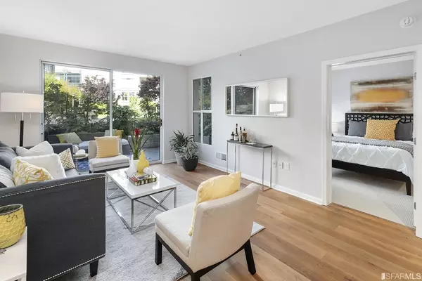 San Francisco, CA 94103-2425,140 S Van Ness Ave #304