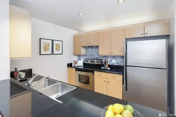 140 S Van Ness Ave #304, San Francisco, CA 94103-2425