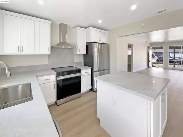 4840 Piper St, Fremont, CA 94538-2521