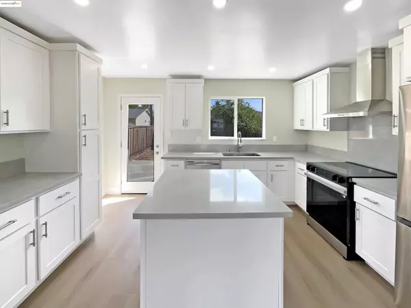 4840 Piper St, Fremont, CA 94538-2521