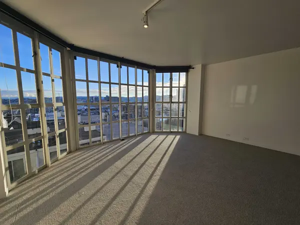 1255 California St #401, San Francisco, CA 94109-5076