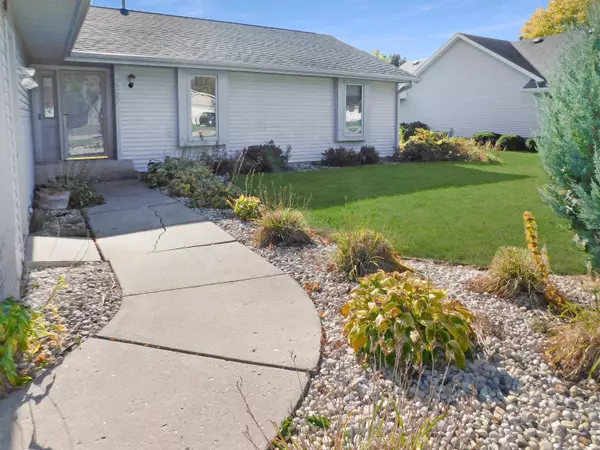 7327 Tulagi Trail, Rockford, IL 61108